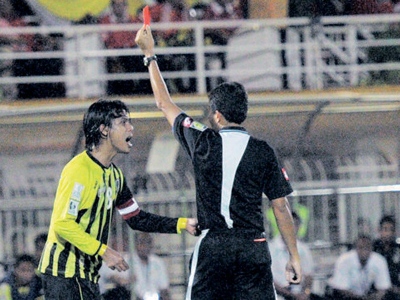 Shahrul Nizam Kad Merah Perak vs Kelantan