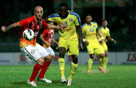 Sarawak vs Pahang 2015